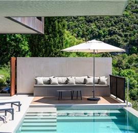 Luxury 4 Bedroom Villa with Heated Infinity Pool, Sauna, Gym, Jacuzzi and Sea Views in Vrbica, near Dubrovnik, Sleeps 8